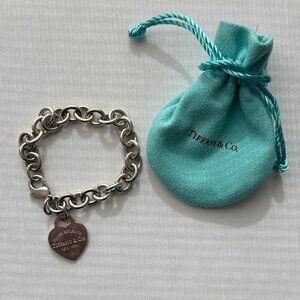Tiffany & Co. Return to Tiffany™ Heart Tag Charm Bracelet in Sterling Silver